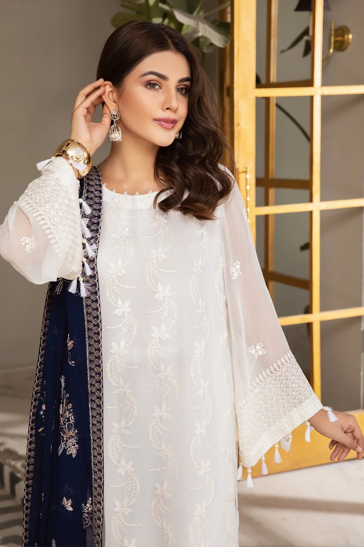 Alizeh Fashion Mahyar Embroidered Festive Chiffon 3PCS Suit D-03 Pareesa