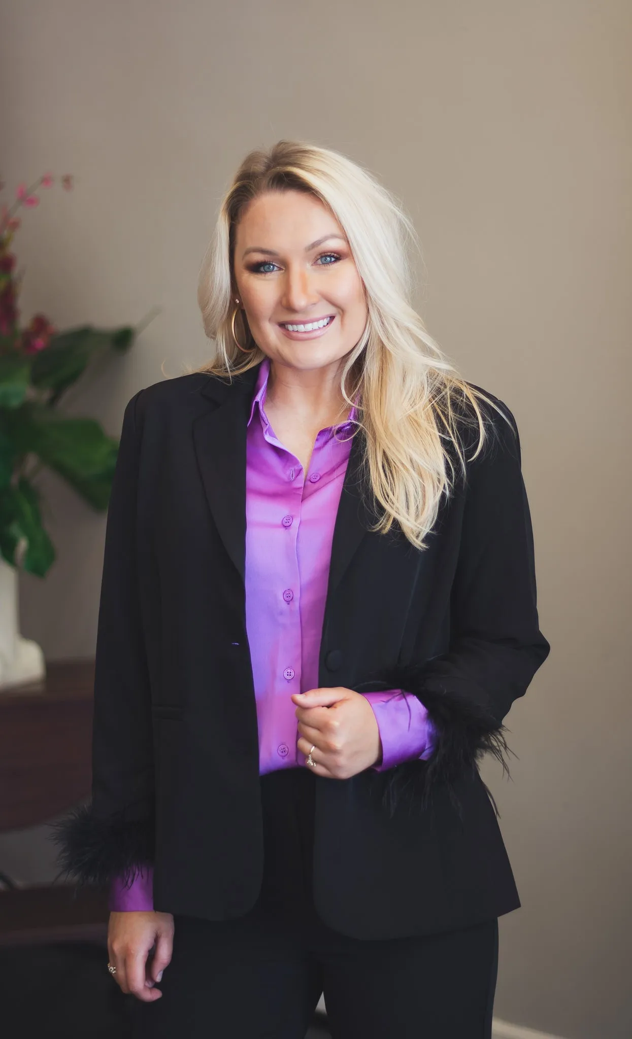 Black Feather Cuff Blazer