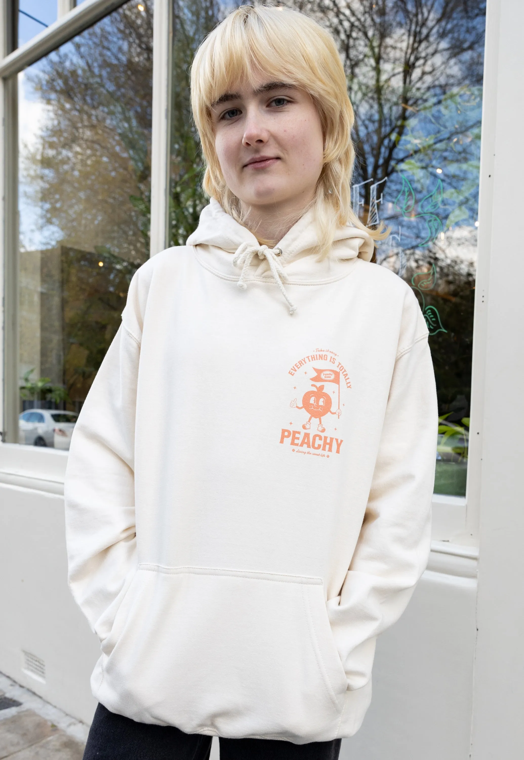 Everything Is Peachy Graphic Hoodie in Vanilla