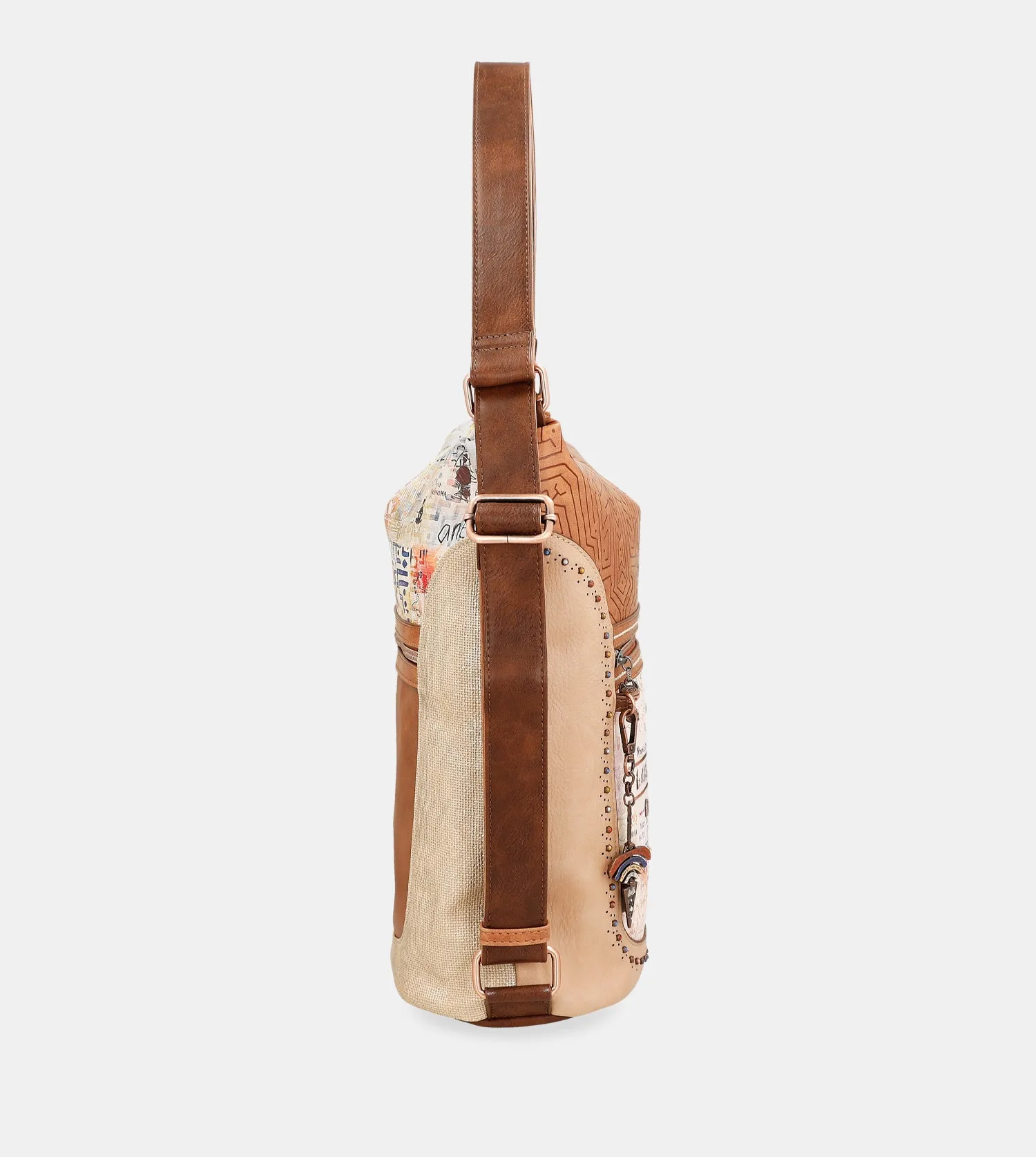 Menire convertible crossbody bag into a backpack