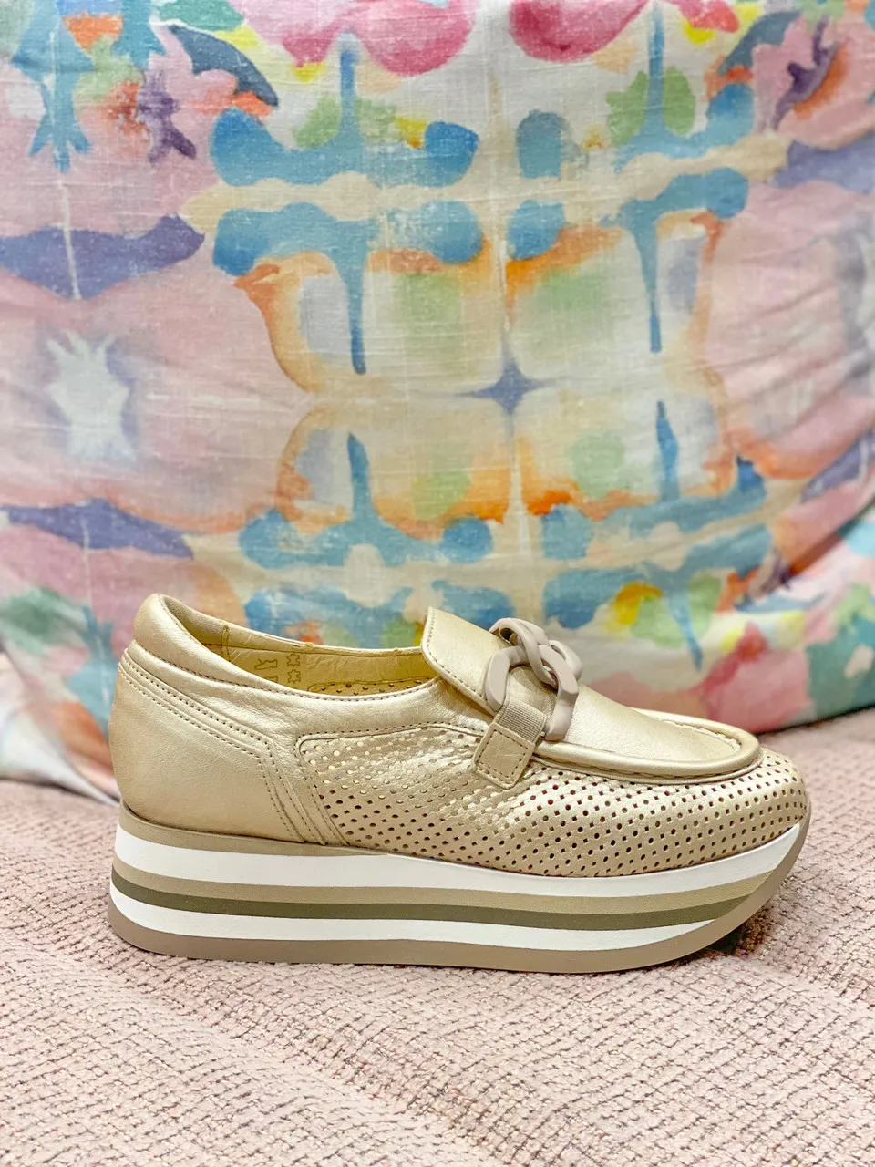 Softwaves Cassie Slip-On Sneaker- Gold/Platino