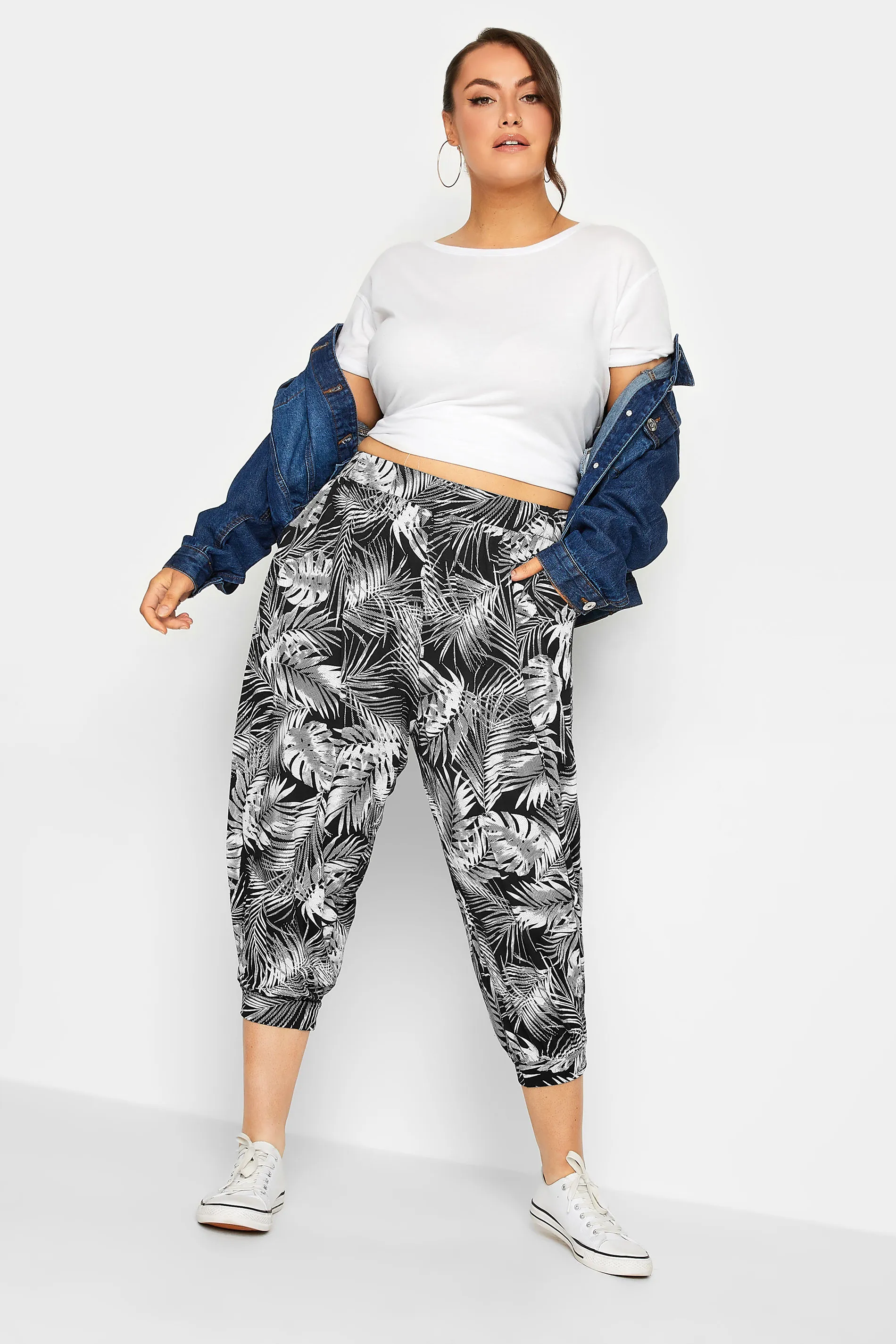 YOURS Curve Black Leaf Print Cropped Harem Trousers